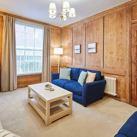 بيت للعطل Host & - Dalton House *