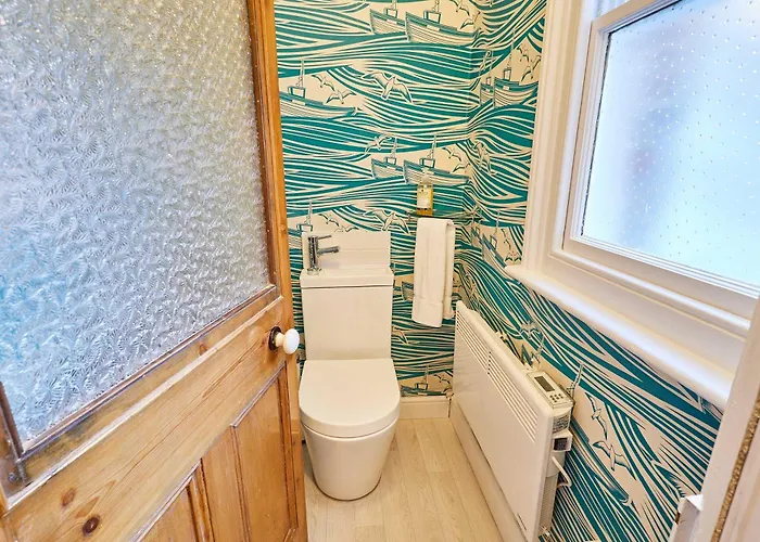 Host & - Dalton House *